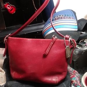 Coach classic Burgundy Minnie hobo